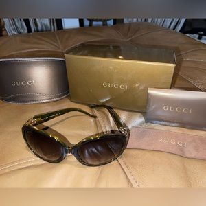 COPY - GUCCI SUNGLASSES GG 3530/F/S 791JS TORTOISE FRAME RHINESTONE HEART GG LO…
